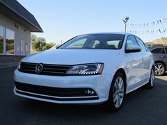 A 2016 Volkswagen Jetta SEL