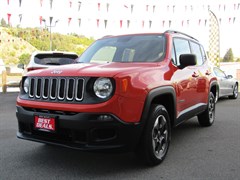 A 2017 Jeep Renegade SPORT