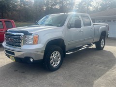 A 2014 GMC Sierra K2500 SLT