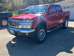 A 2010 GMC Canyon SLT