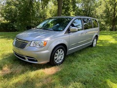 A 2015 Chrysler Town & Country TOURING