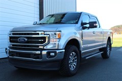 A 2021 Ford F250 SUPER DUTY