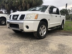 A 2004 Nissan Titan XE