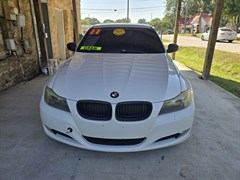 A 2011 BMW 328i XDRIVE